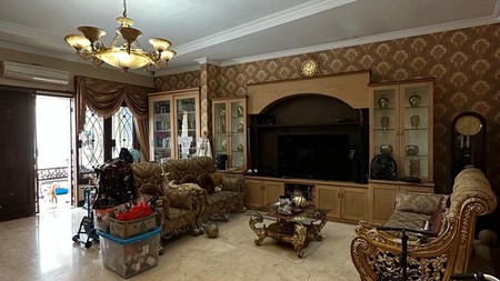 Rumah Mewah Siap Huni di Jakarta Selatan Sertifikat SHM Akses Mudah