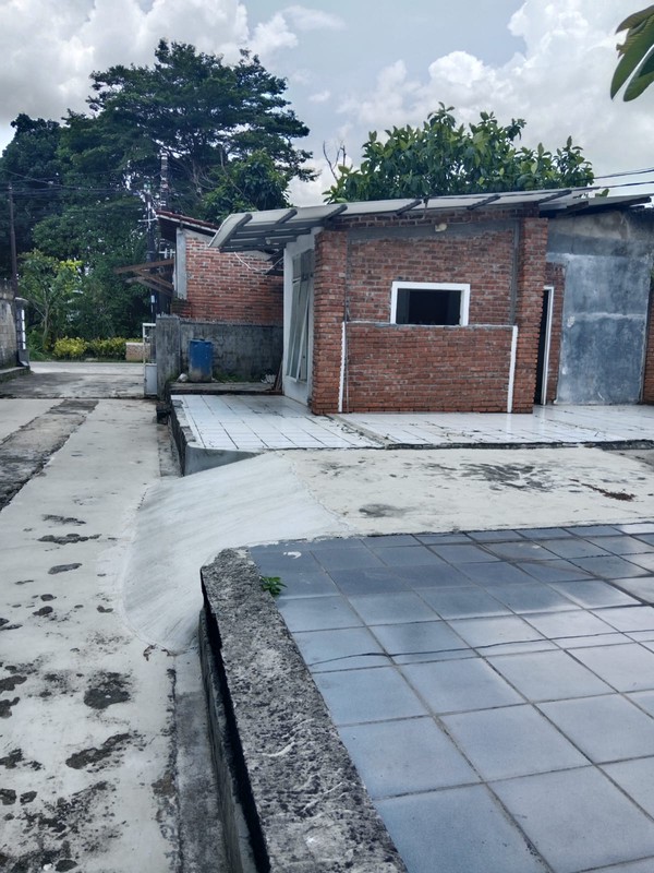 Rumah Hitung Tanah Luas 650 m2 dan Bangunan 240 m2 dengan Lokasi Strategis @Pondok Aren, Tangerang Selatan