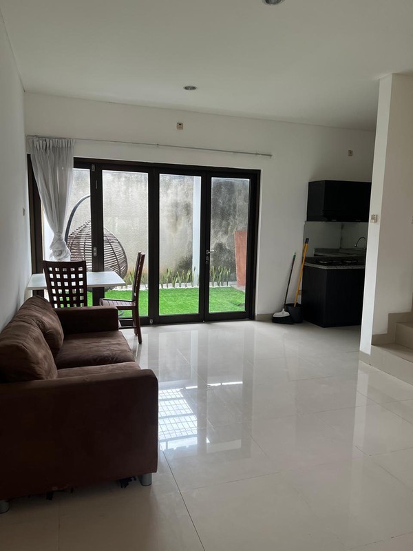 Rumah 2 Lantai Siap Huni dengan Hunian Nyaman dan Asri @Pamulang