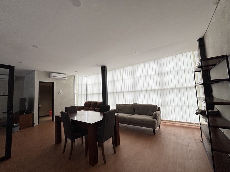 Gudang Luas 220m2 di Jl. Raya Cendana Limus Pratama Cileungsi