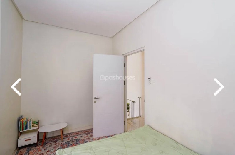 Rumah 2 lantai Full Furnished di Surganya Serpong, 