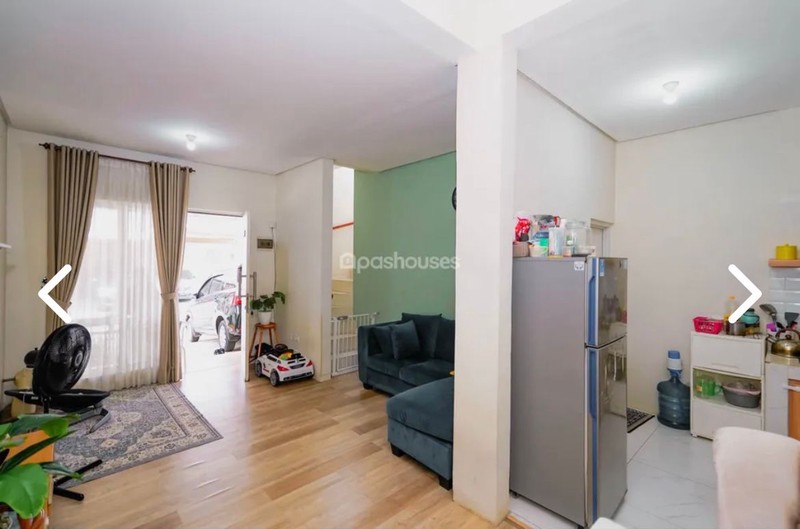 Rumah 2 lantai Full Furnished di Surganya Serpong, 