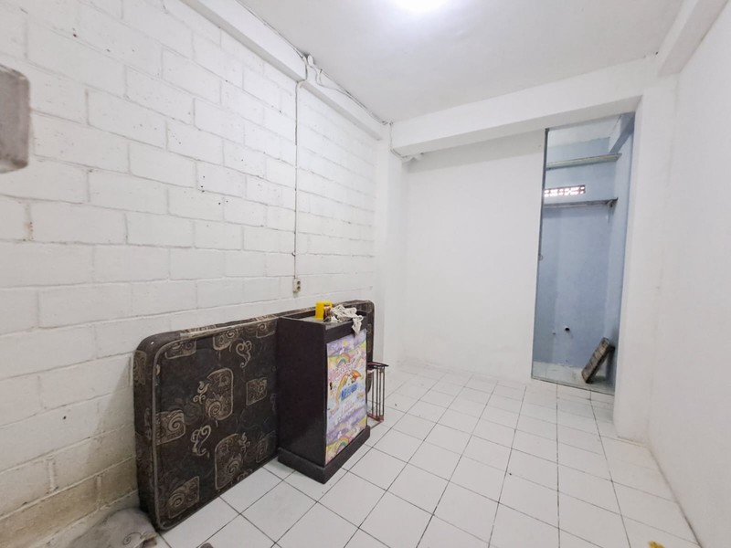 Gedung & Rumah Kost di Ulujami Pesanggrahan, dekat Kebayoran Baru