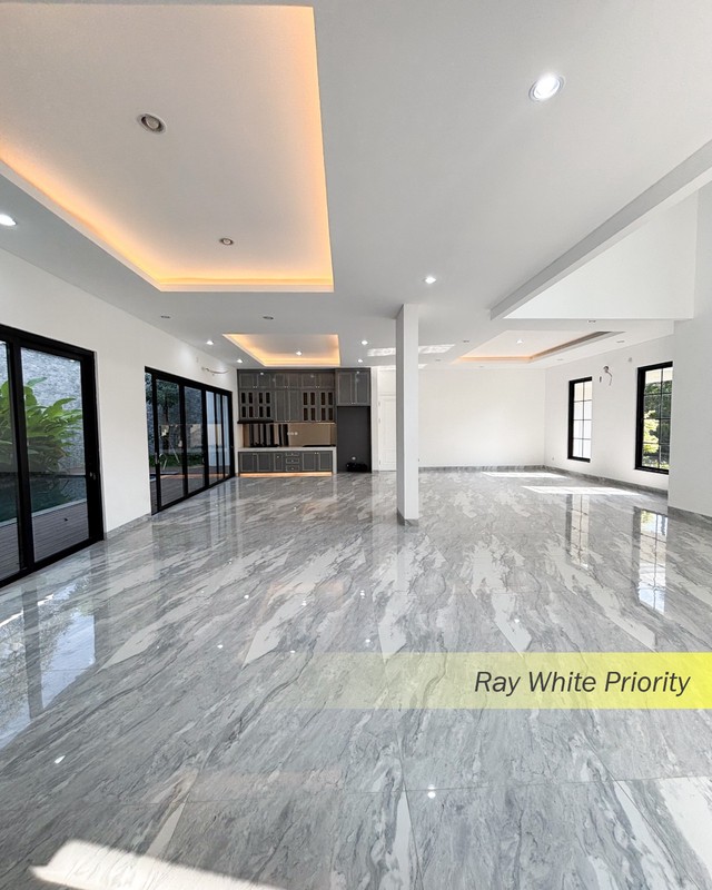 Rumah Mewah di Bintaro, akses mudah ke BSD City, Gading Serpong 