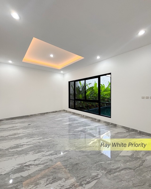 Rumah Mewah di Bintaro, akses mudah ke BSD City, Gading Serpong 