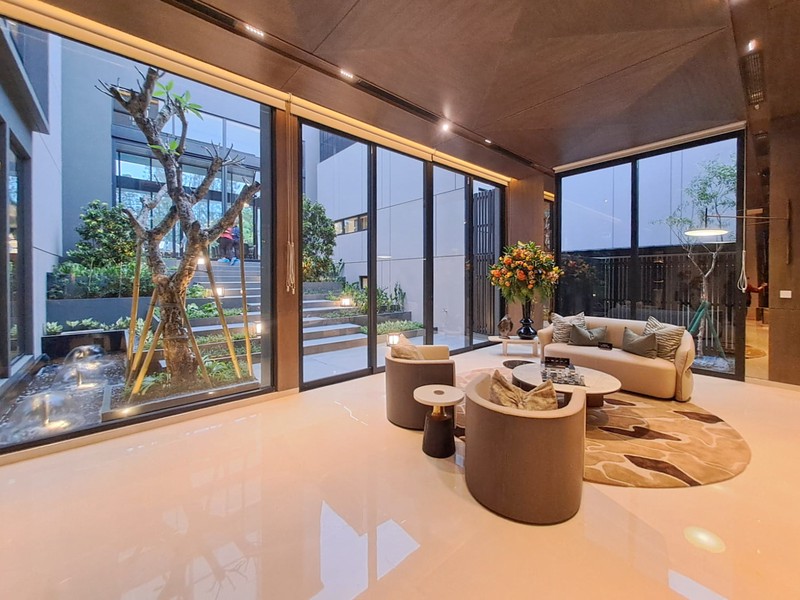 Rumah Mewah Botanic Villa Navapark BSD City view ke Botanic Park