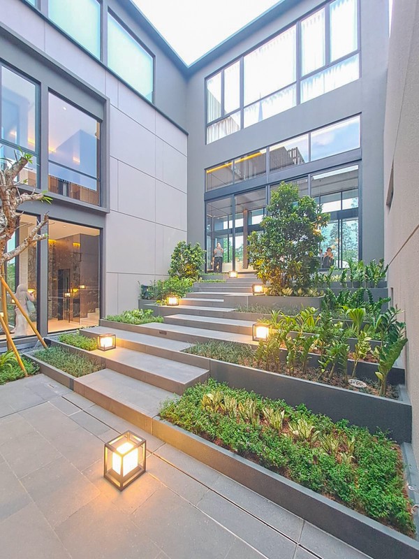 Rumah Mewah Botanic Villa Navapark BSD City view ke Botanic Park