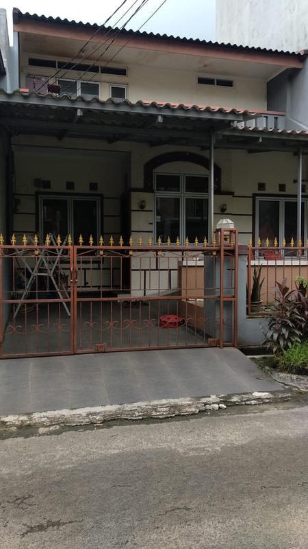 Rumah Siap Huni dengan Hunian Nyaman dan Asri di Serpong