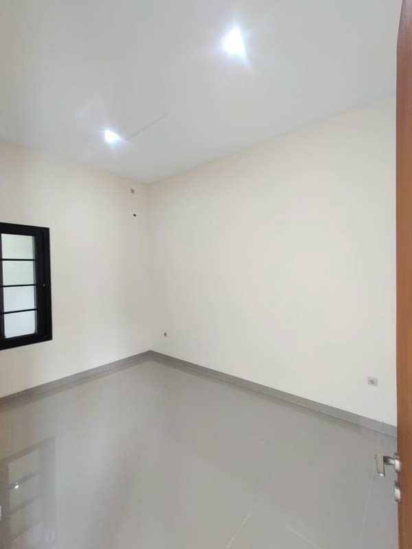 Rumah 1 lantai BRAND NEW Nusaloka BSD