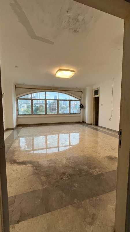 Gedung 5 Lantai Cocok Untuk Kantor Atau Usaha Berlokasi Tanah Abang Jakarta Pusat