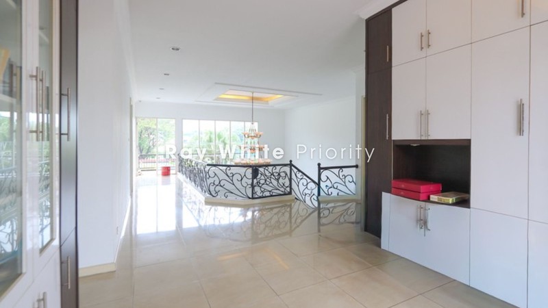 Rumah Mewah di Alam Sutera Dekat Pasar8 & Akses ke Gading Serpong