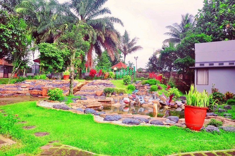 Vila di Cisaat Sukabumi, View Gunung Gede Pangrango dekat Bogor  