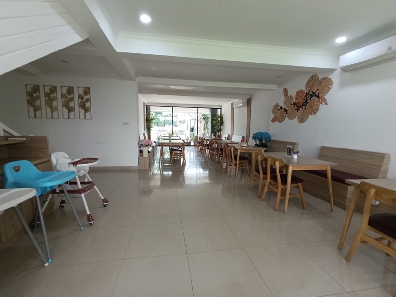 Disewa Bangunan Resto 2 Lantai Lokasi Strategis Di Cempaka Putih Tengah, Jakarta Pusat