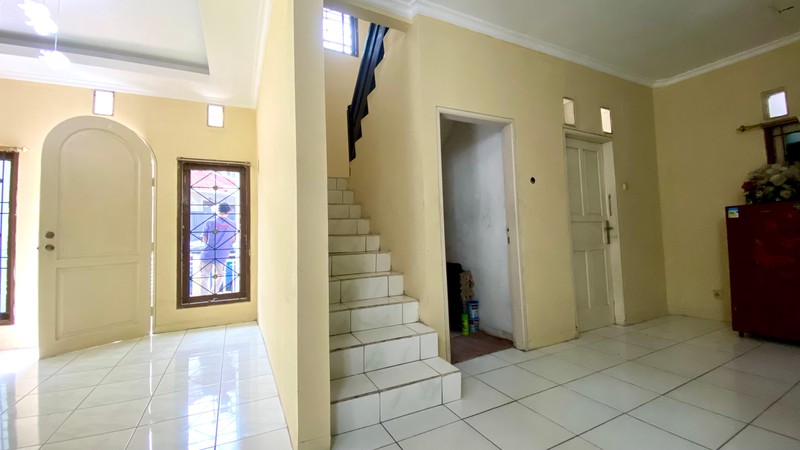 Rumah di Bumi Bintaro Permai dengan Lingkungan Nyaman & Aman 24 Jam