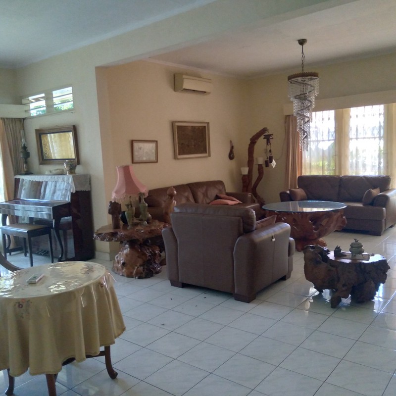 Rumah Dijual di Senayan Jakarta Selatan 