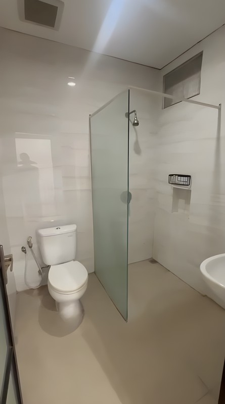 Dijual Rumah Minimalist Mewah 2 Lantai Citraland Utama