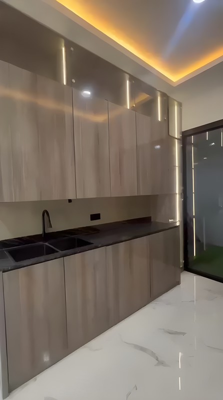 Dijual Rumah Minimalist Mewah 2 Lantai Citraland Utama