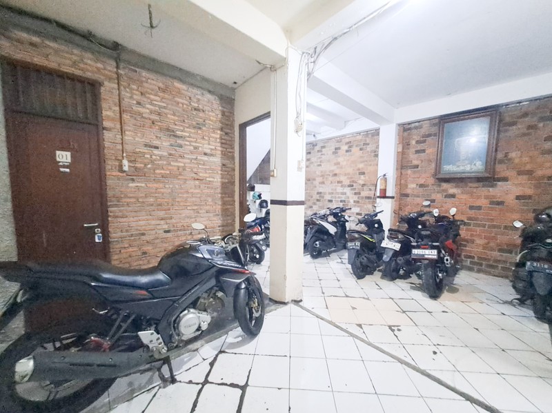 Gedung & Rumah Kost di Ulujami Pesanggrahan, dekat Kebayoran Baru