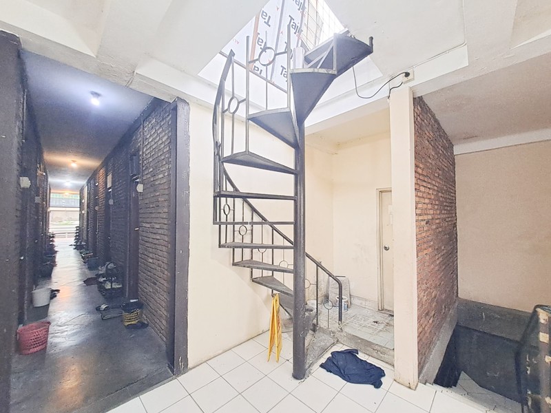 Gedung & Rumah Kost di Ulujami Pesanggrahan, dekat Kebayoran Baru