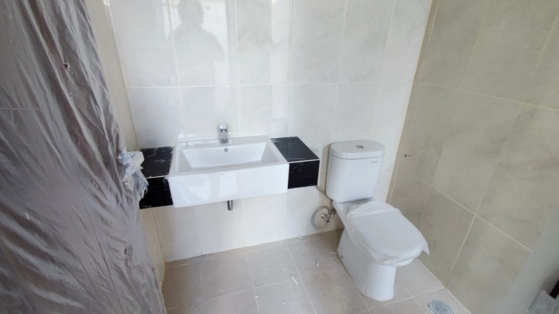 Hot Rent. Rumah baru Citra Garden Serpong Aeris, dekat BSD. 