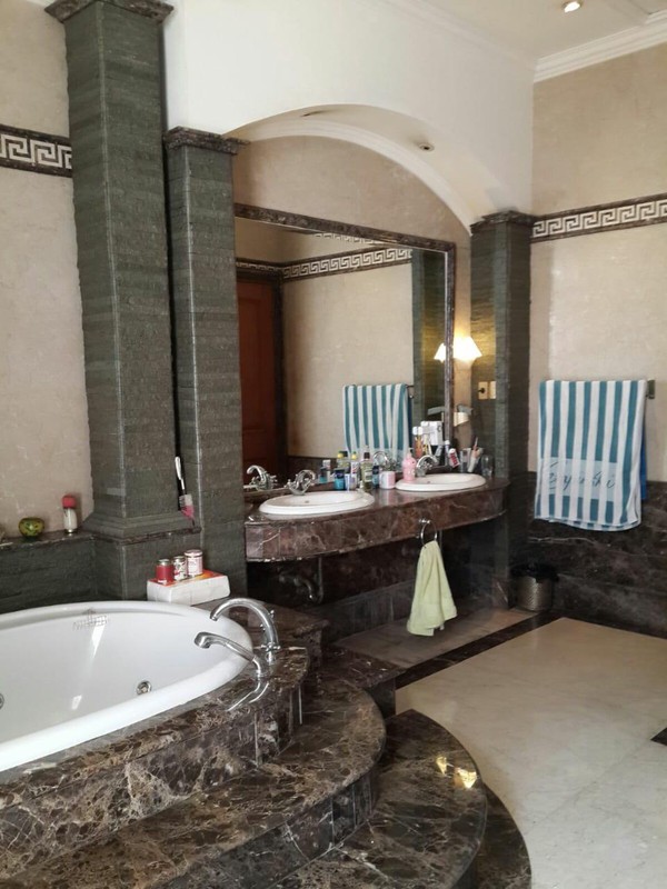 Di jual cepat harga murah rumah  3 lantai di Villa Permata Gading Kelapa Gading Jakarta Utara