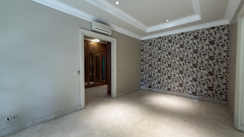 LUXURY HOUSE AND COMFY AT KEBAYORAN BARU AREA