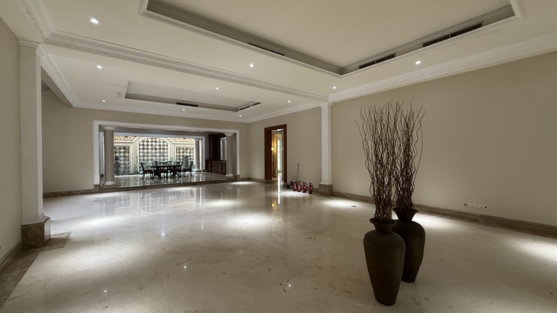 LUXURY HOUSE AND COMFY AT KEBAYORAN BARU AREA