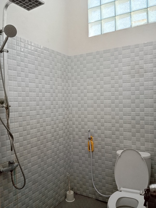 Rumah 2 Lt Mewah Siap Huni Strategis Dekat Fasilitas Premium Grand Wisata