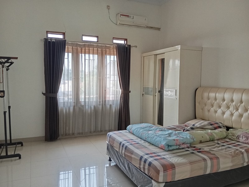 Rumah 2 Lt Mewah Siap Huni Strategis Dekat Fasilitas Premium Grand Wisata