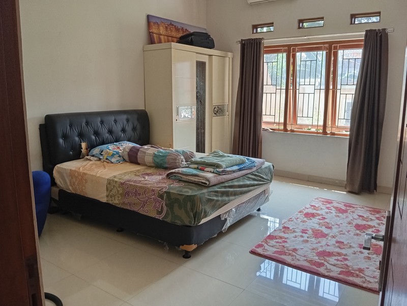 Rumah 2 Lt Mewah Siap Huni Strategis Dekat Fasilitas Premium Grand Wisata