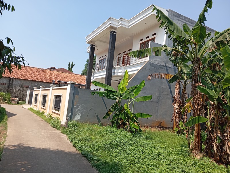 Rumah 2 Lt Mewah Siap Huni Strategis Dekat Fasilitas Premium Grand Wisata