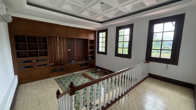 BEAUTIFUL AND COZY HOUSE AT PERMATA HIJAU AREA