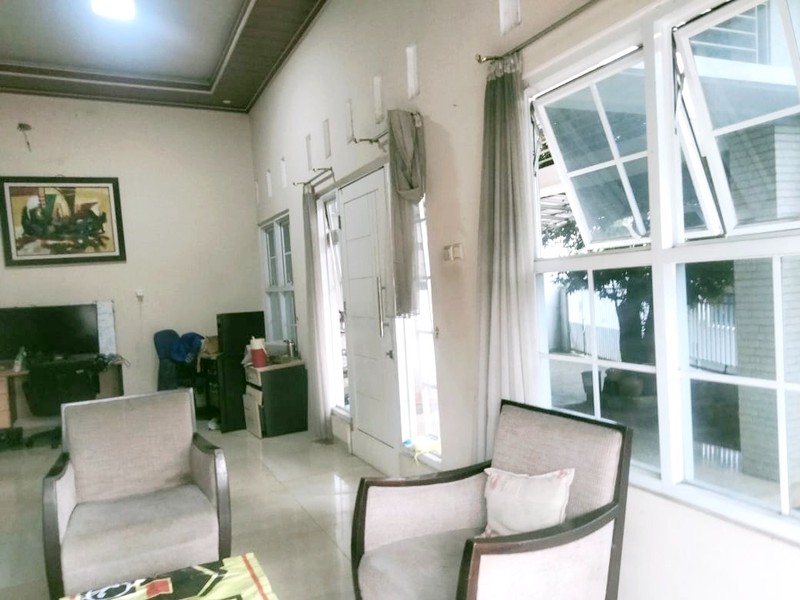 Rumah 1.5 Lt Hook Siap Huni Fasilitas Lengkap Strategis Dekat Stasiun LRT