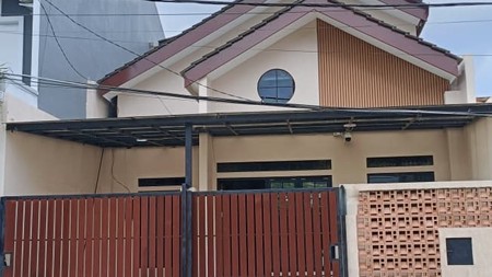 Rumah minimalis siap huni di Bintaro Jaya