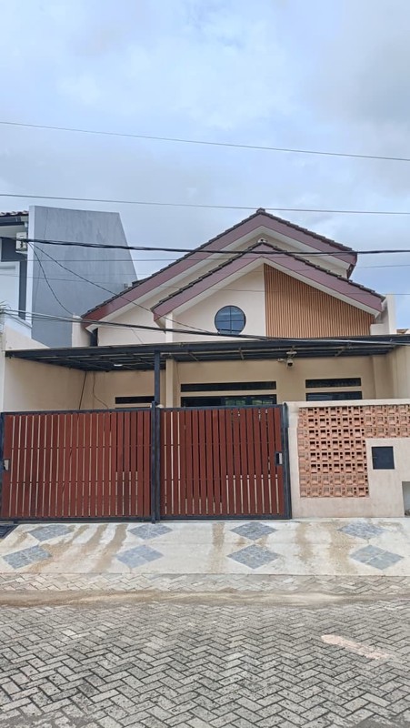 Rumah minimalis siap huni di Bintaro Jaya