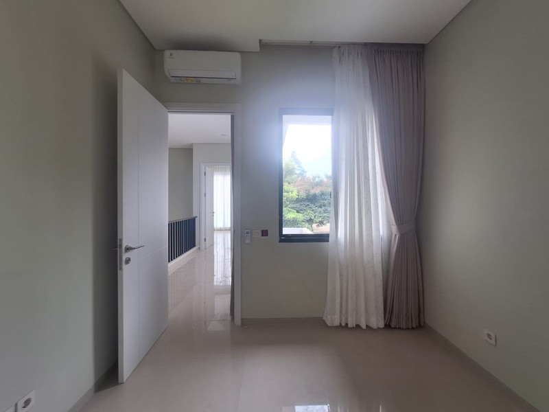 Rumah Bagus Di Discovery Amore Bintaro Sektor 9