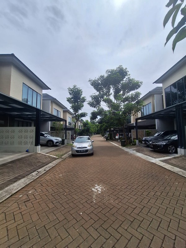 Rumah Bagus Di Discovery Amore Bintaro Sektor 9