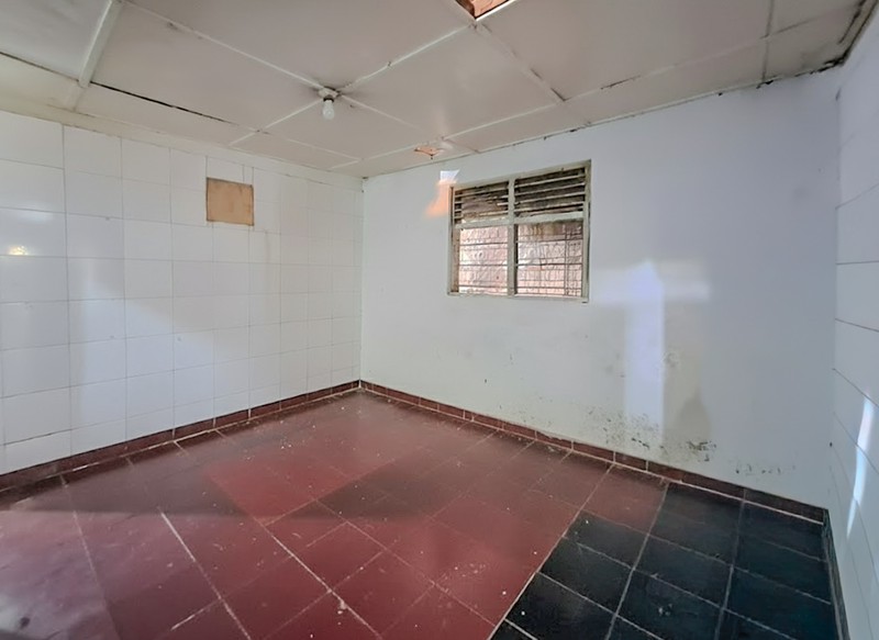 Jual Cepat! Rumah Klasik Strategis Rawa Belong, Akses Cepat ke Pusat Kota & Kampus