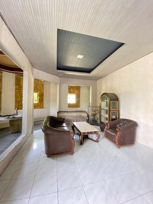 Rumah Dalam Komplek Cinere - Strategis & Nyaman untuk Keluarga