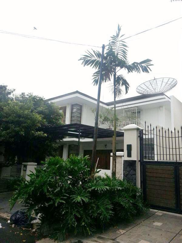 Rumah Bagus Di Jl Metro Alam Pondok Indah Jakarta Selatan