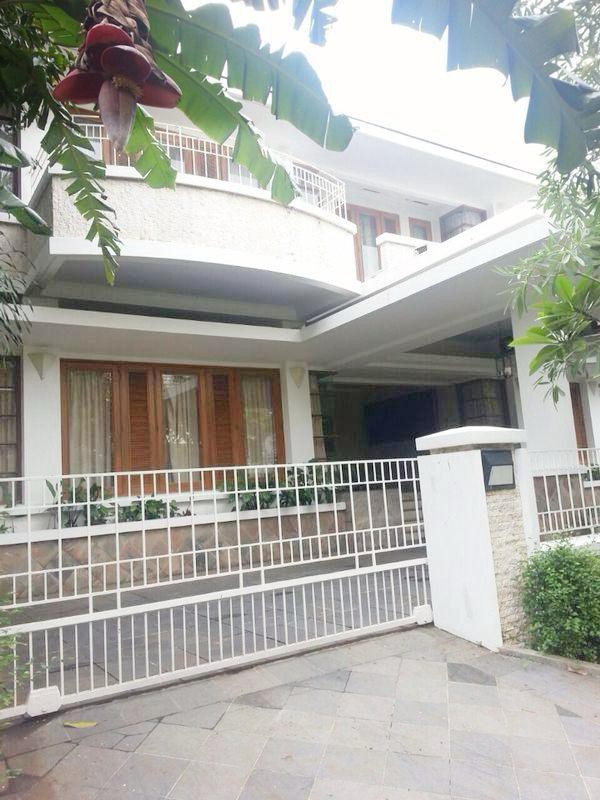 Rumah Bagus Di Jl Metro Alam Pondok Indah Jakarta Selatan