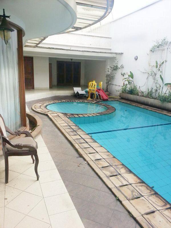 Rumah Bagus Di Jl Metro Alam Pondok Indah Jakarta Selatan