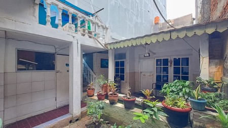 Rumah Lokasi Strategis  di Rawa Belong Palmerah