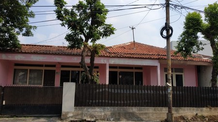 Rumah Bagus Di Jl Depsos Raya Pesanggrahan Jakarta Selatan