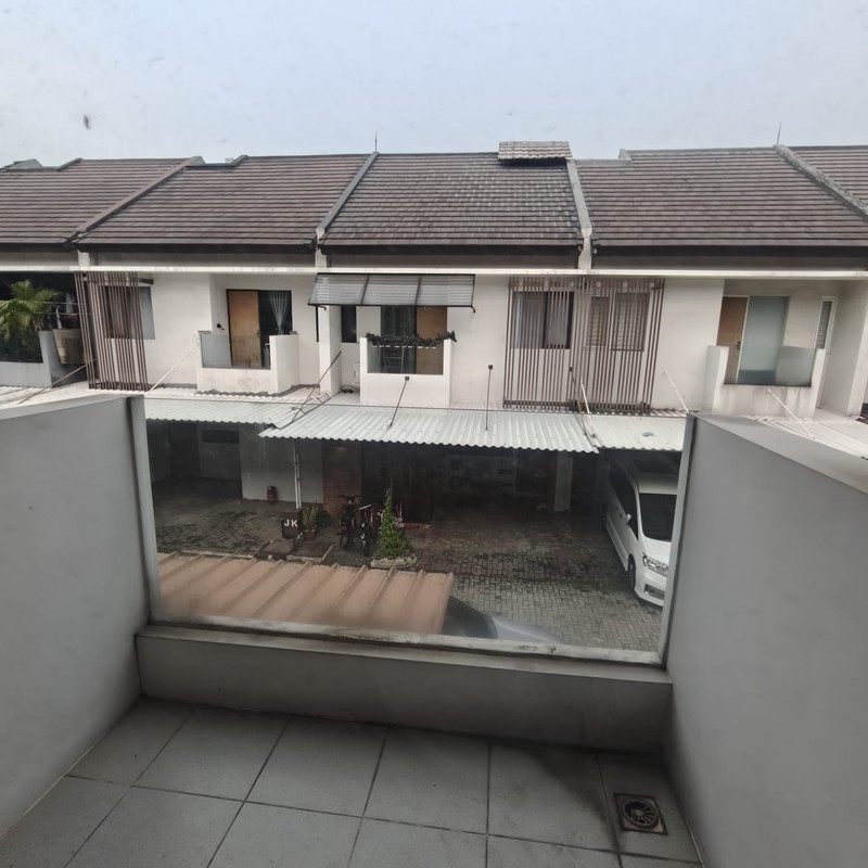 Rumah Bagus Di Cluster De Vista Pondok Ranji Tangerang Selatan