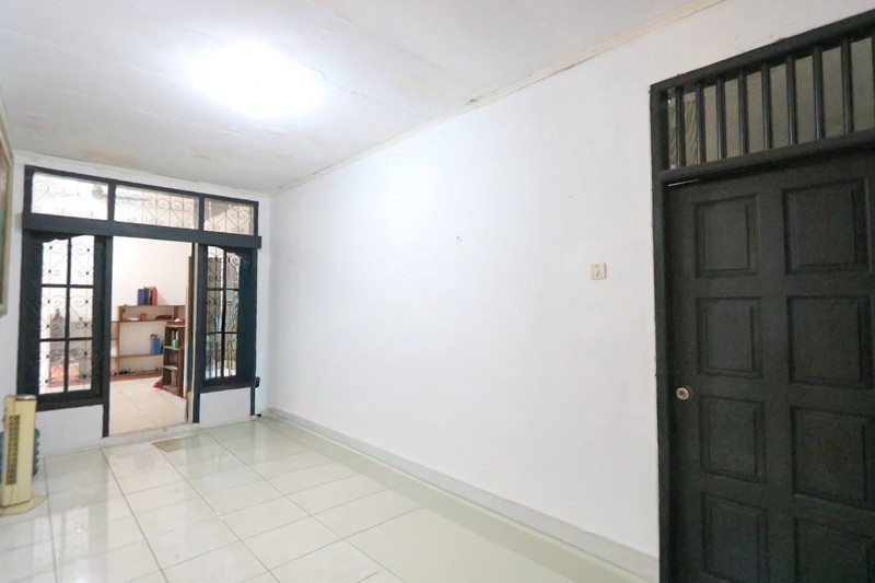 Strategis Maksimal! Rumah Kayu Mas, Selangkah ke Kelapa Gading/Pulo Mas