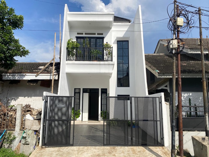 Rumah Hitung Tanah Area Cipete