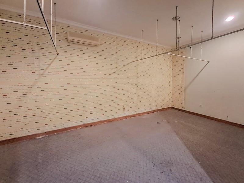 Gedung Kantor di Kelapa Gading dekat Kirana Boutique, Kensington