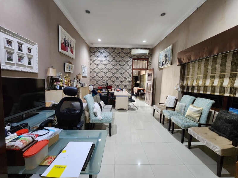 Dijual Rumah Terawat di Menteng, Jakarta Pusat dengan Harga Sangat Menarik