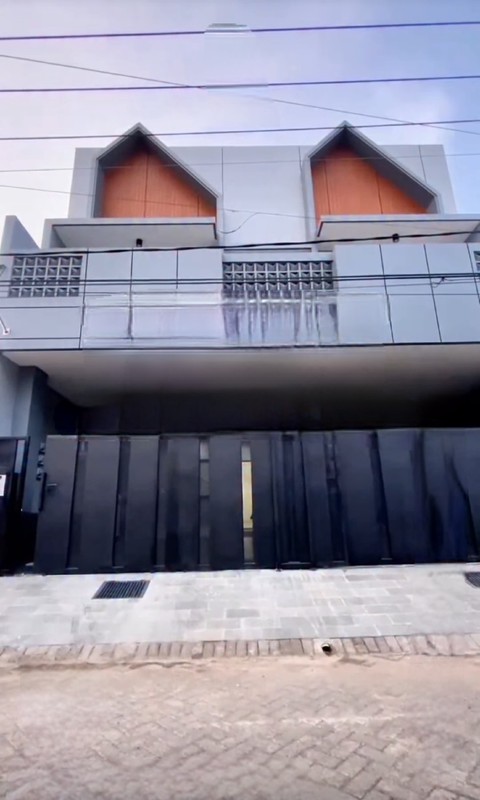 Dijual Rumah Usaha Kos Kost-an Baru Pondok Tjandra Indah - Palem Residence - Wadungasri - Waru Sidoarjo - 23 Kamar Tidur Full Furnished | Elektronik | Ac | Waterheater Dekat Akses Tol, Bandara Juanda
